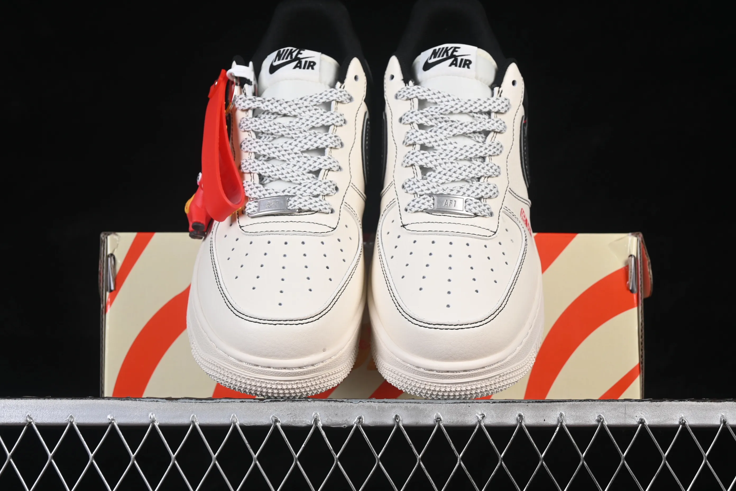 All categories Nk Air Force 1 Air Force series Nk Air Force 1 Low Air Force low-top Nike Air Force 1'07 Low Year of the Horse limited edition Air Force 1 low-top casual sneakers MZ9588-836